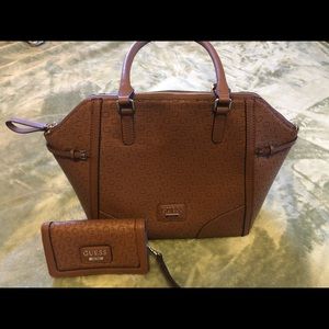 Guess Handbag and matching wallet
